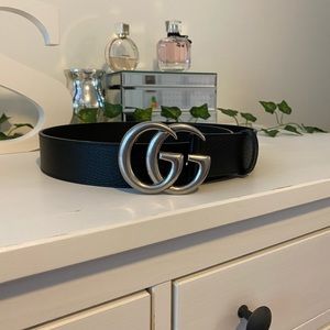 AUTHENTIC silver double G GUCCI belt *BARELY WORN*